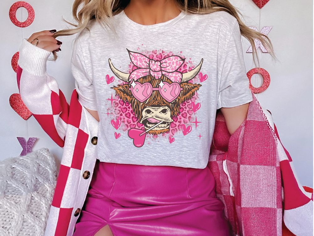 Pink Valentines Day Highland Farm Cow Country Cowgirl Graphic T-Shirt
