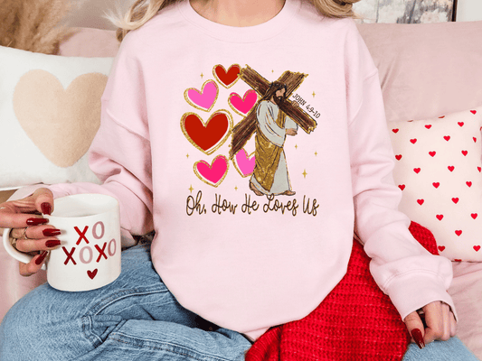 Oh, How He Loves Us John 4:9-10 Graphic T-Shirt