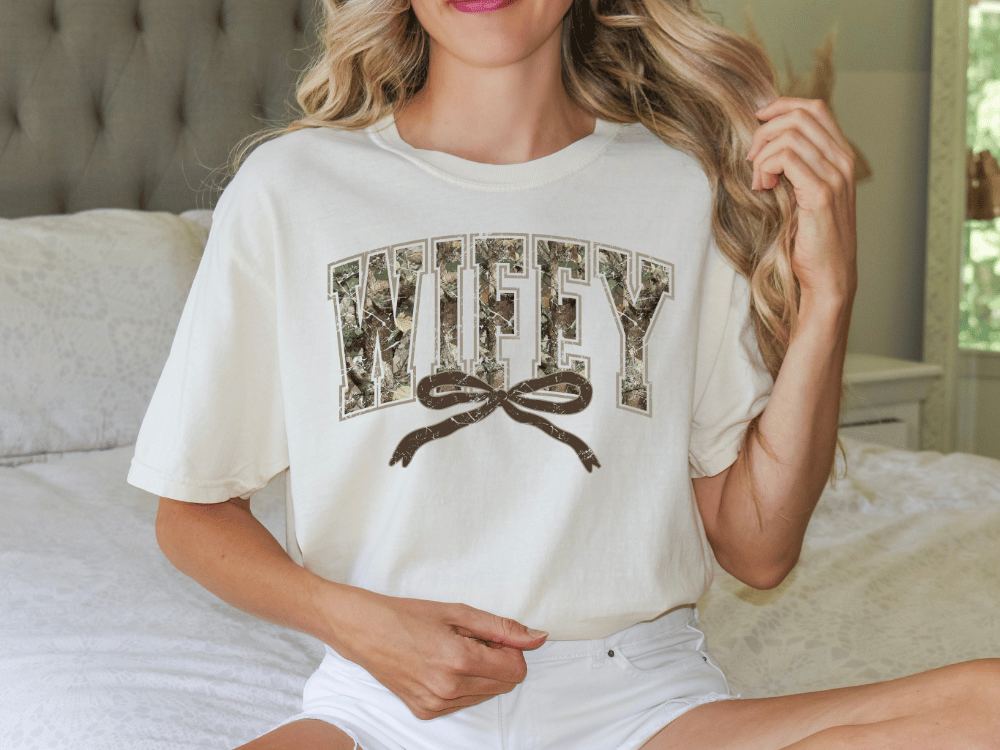 Coquette Camo Mama Graphic T-Shirt